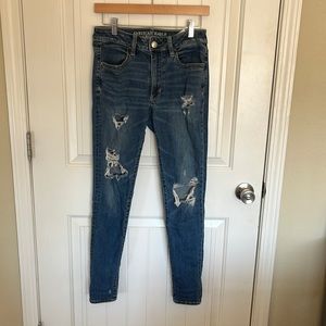 Distressed Skinny Jeans